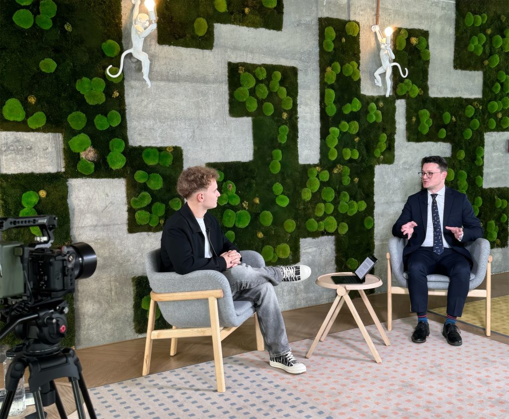 NEXTGen alaturi de Nicolas in discutie cu Toader Paun